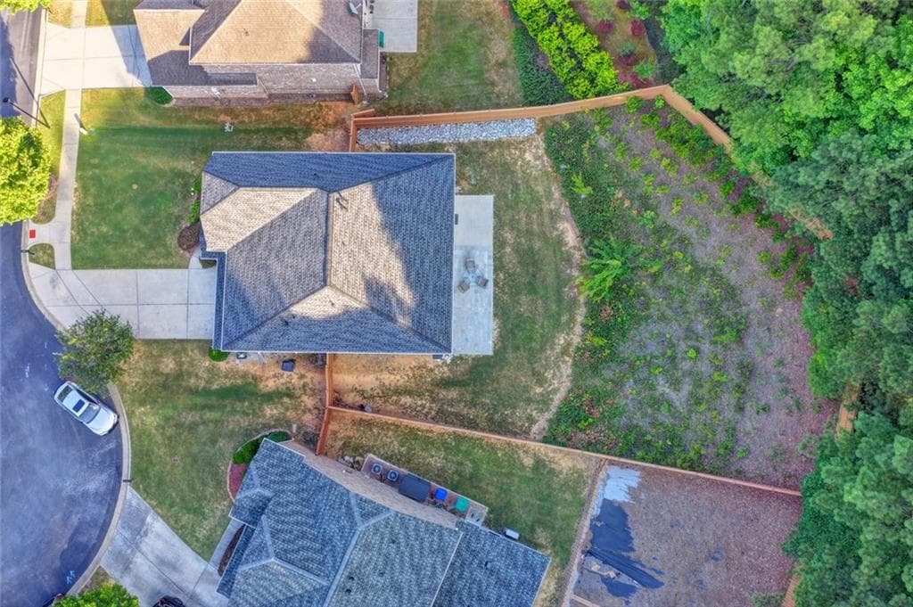 5 bedroom, 4 bathroom, 3,235 sq ft single family residence for sale at 2520 Northmont Parkway, Duluth, GA 30097 — photo 7