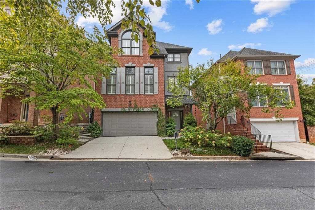 5 bedroom, 4 bathroom, 3,831 sq ft single family residence for sale at 2449 Manor Walk, Decatur, GA 30030 — photo 2