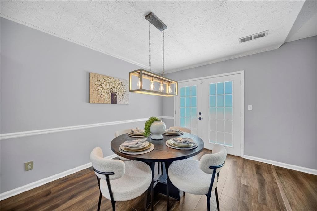 4 bedroom, 2 bathroom, 1,524 sq ft single family residence for sale at 4670 Sengen Trace, Alpharetta, GA 30022 — photo 4