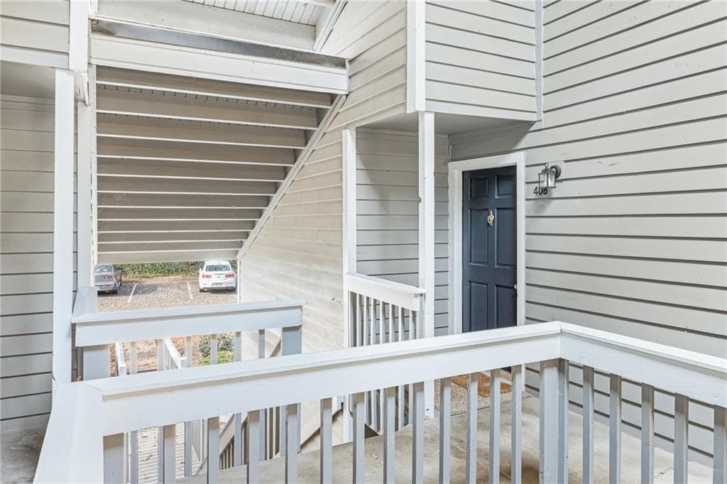 2 bedroom, 2 bathroom, 1,000 sq ft condominium for rent at 408 Warm Springs Circle, Roswell, GA 30075 for $1,800 a month — photo 5