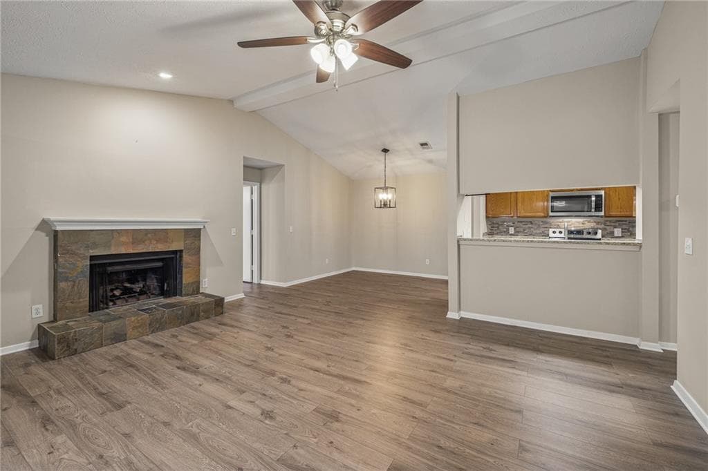 2 bedroom, 2 bathroom, 1,000 sq ft condominium for rent at 408 Warm Springs Circle, Roswell, GA 30075 for $1,800 a month — photo 7