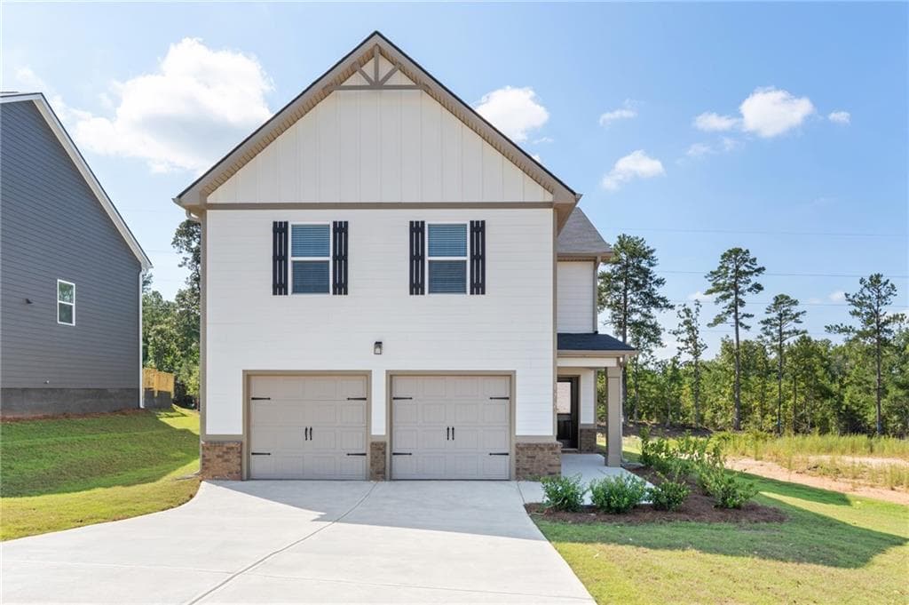 4 bedroom, 3 bathroom, 1,900 sq ft single family residence under contract at 172 Percheron, Hogansville, GA 30230 — photo 2
