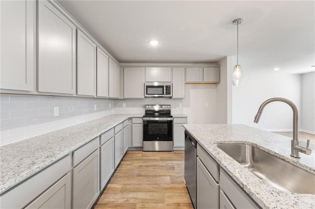 4 bedroom, 3 bathroom, 1,900 sq ft single family residence under contract at 172 Percheron, Hogansville, GA 30230 — photo 6