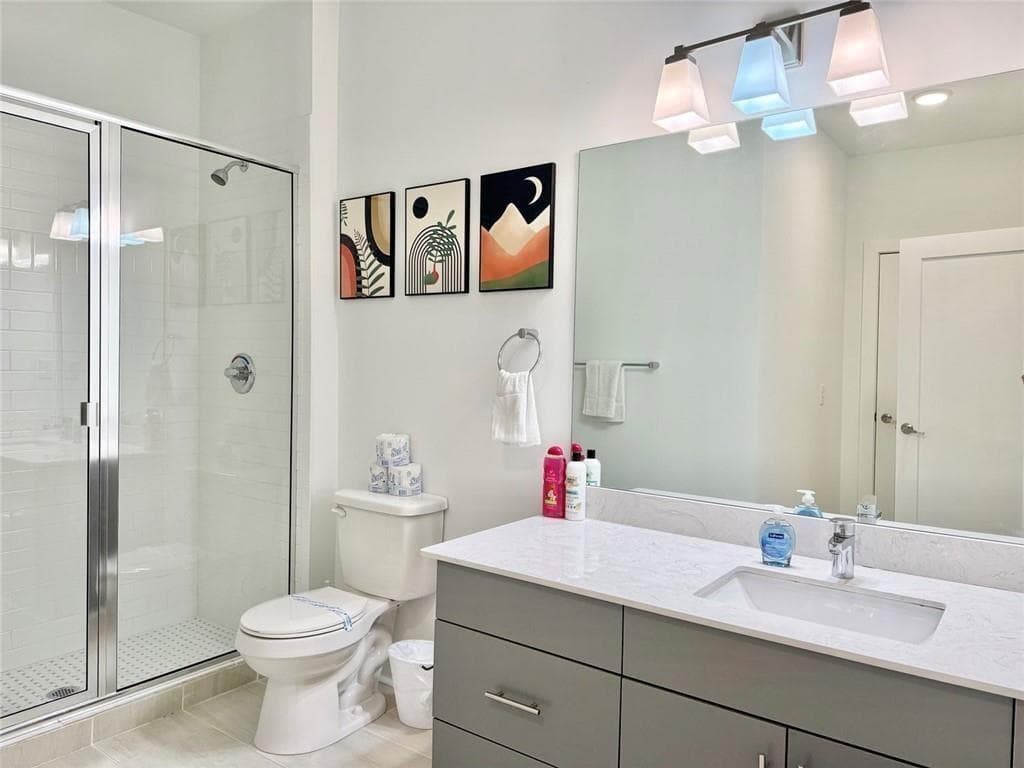 1 bedroom, 1 bathroom, 657 sq ft condominium for sale at 525 Parkway Drive 108, Atlanta, GA 30308 — photo 6