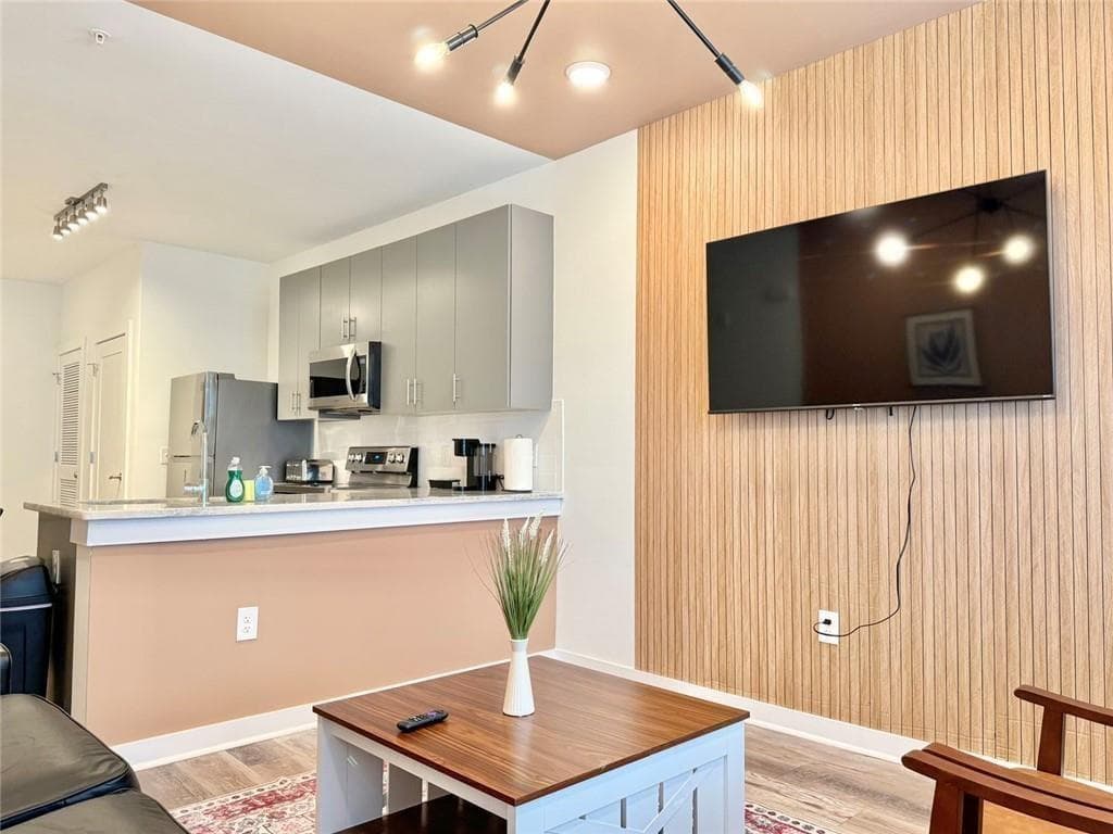 1 bedroom, 1 bathroom, 657 sq ft condominium for sale at 525 Parkway Drive 108, Atlanta, GA 30308 — photo 10