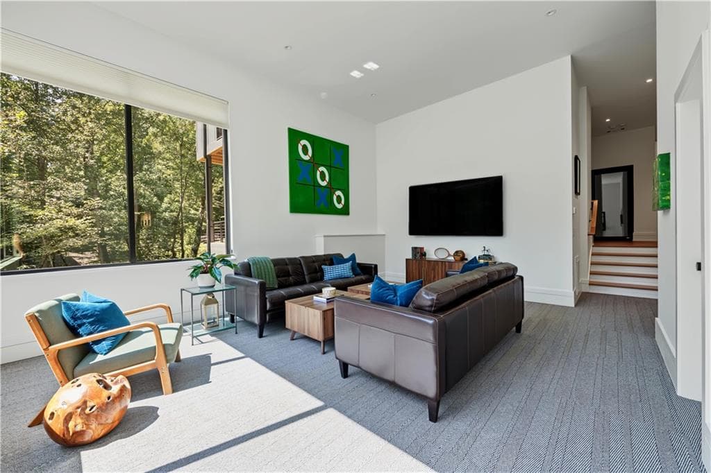 4 bedroom, 6 bathroom, 4,966 sq ft single family residence for sale at 80 Idlewood Court, Atlanta, GA 30327 — photo 10