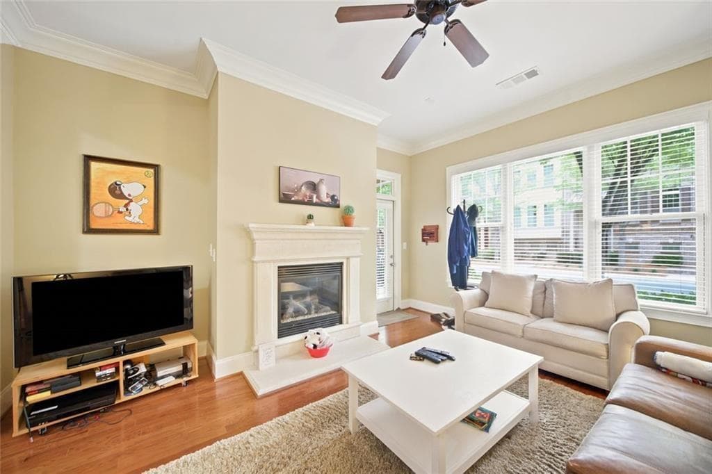 2 bedroom, 2 bathroom, 1,257 sq ft condominium for sale at 3635 E Paces Circle 1114, Atlanta, GA 30326 — photo 9