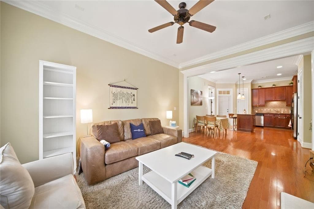 2 bedroom, 2 bathroom, 1,257 sq ft condominium for sale at 3635 E Paces Circle 1114, Atlanta, GA 30326 — photo 10