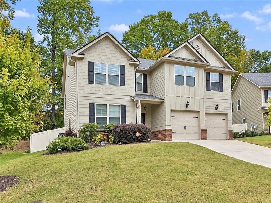 4 bedroom, 3 bathroom, 2,796 sq ft single family residence for sale at 118 Village Walk Place, Newnan, GA 30265 — photo 3