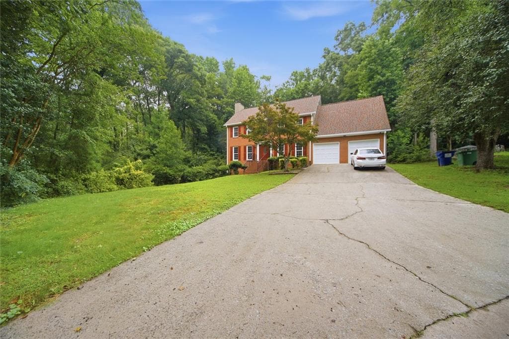4 bedroom, 3 bathroom, 2,749 sq ft single family residence for sale at 1875 Dovonshire Road, Marietta, GA 30064 — photo 10