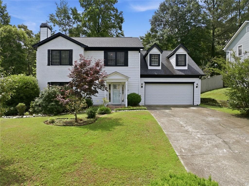 3 bedroom, 3 bathroom, 2,143 sq ft single family residence for sale at 310 Crescentview Court, Lawrenceville, GA 30044