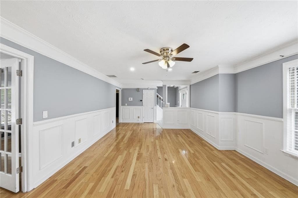3 bedroom, 3 bathroom, 2,143 sq ft single family residence for sale at 310 Crescentview Court, Lawrenceville, GA 30044 — photo 9