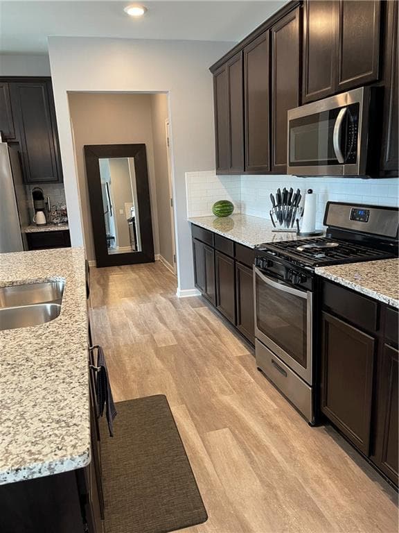 4 bedroom, 3 bathroom, 2,468 sq ft single family residence for sale at 505 Appalachian Place, Canton, GA 30114 — photo 6