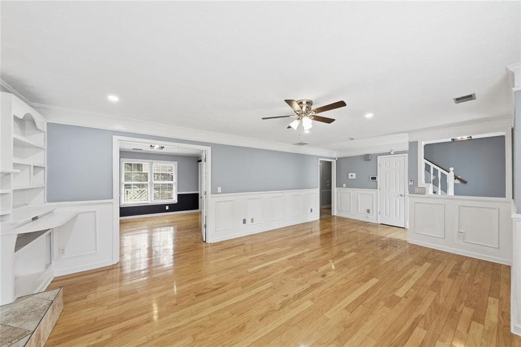 3 bedroom, 3 bathroom, 2,143 sq ft single family residence for sale at 310 Crescentview Court, Lawrenceville, GA 30044 — photo 10