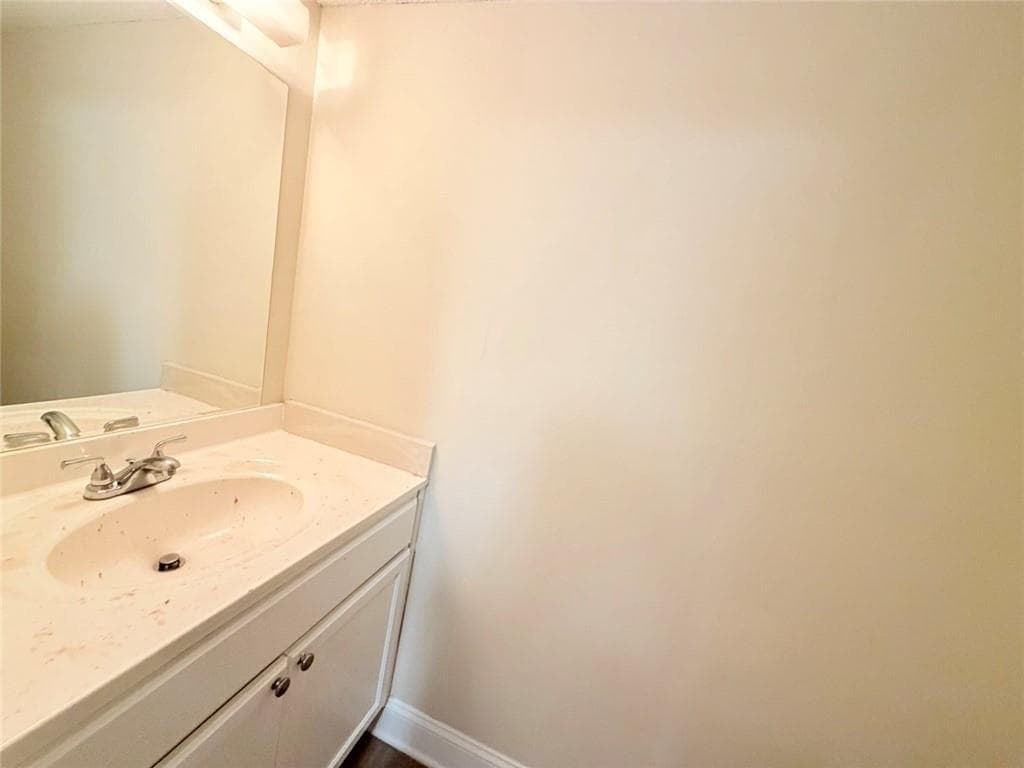 quadruplex for sale at 4030 Hawthorne Circle, Smyrna, GA 30080 — photo 8