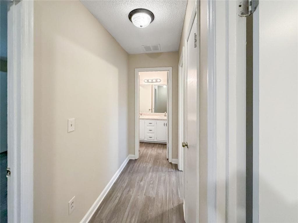 quadruplex for sale at 4030 Hawthorne Circle, Smyrna, GA 30080 — photo 10