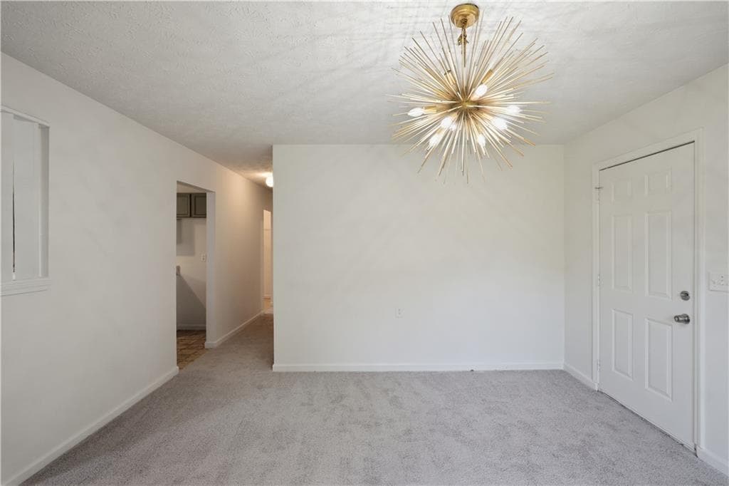 3 bedroom, 2 bathroom, 1,323 sq ft single family residence for sale at 1668 Oak Knoll Circle, Atlanta, GA 30315 — photo 3