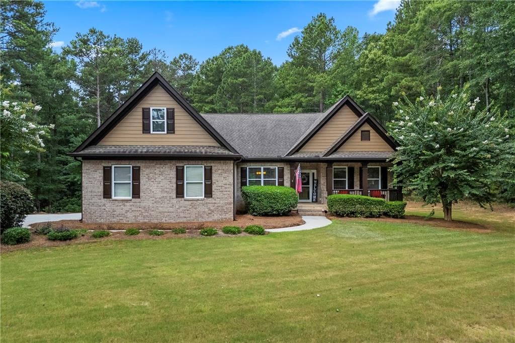 4 bedroom, 2 bathroom, 2,637 sq ft single family residence for sale at 1400 Giles Road, Monroe, GA 30655 — photo 7