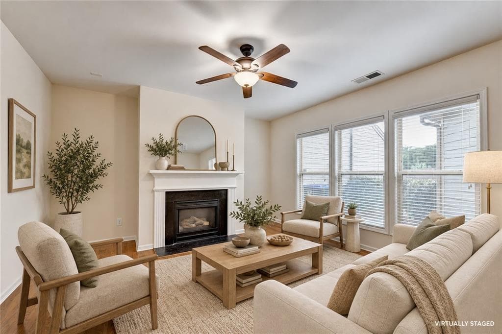 3 bedroom, 3 bathroom, 2,164 sq ft townhouse for sale at 1285 Woodmore Way, Alpharetta, GA 30004 — photo 5