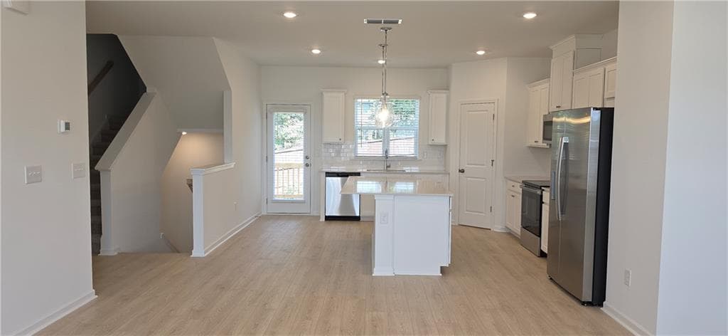 3 bedroom, 4 bathroom, 1,967 sq ft townhouse for rent at 607 Rose Hill Lane, Lawrenceville, GA 30044 for $2,575 a month — photo 3