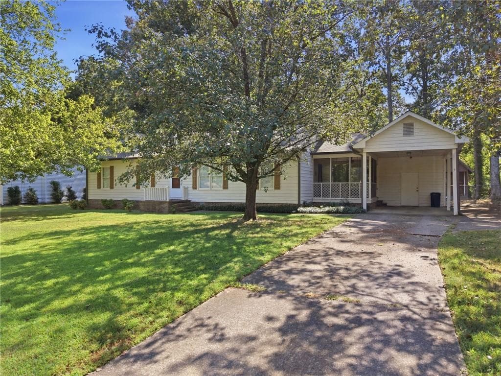3 bedroom, 2 bathroom single family residence for sale at 11 Pine Bower Drive, Rome, GA 30165