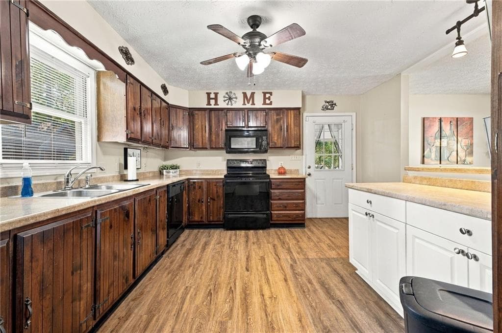 3 bedroom, 2 bathroom single family residence for sale at 11 Pine Bower Drive, Rome, GA 30165 — photo 5