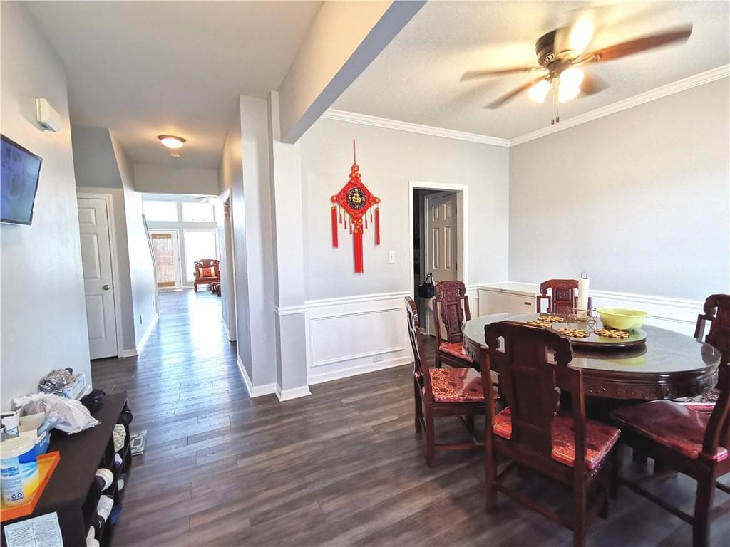 4 bedroom, 3 bathroom, 2,305 sq ft single family residence for rent at 1913 Executive Drive, Duluth, GA 30096 for $2,450 a month — photo 5