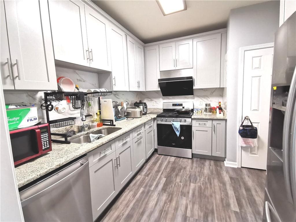 4 bedroom, 3 bathroom, 2,305 sq ft single family residence for rent at 1913 Executive Drive, Duluth, GA 30096 for $2,450 a month — photo 10