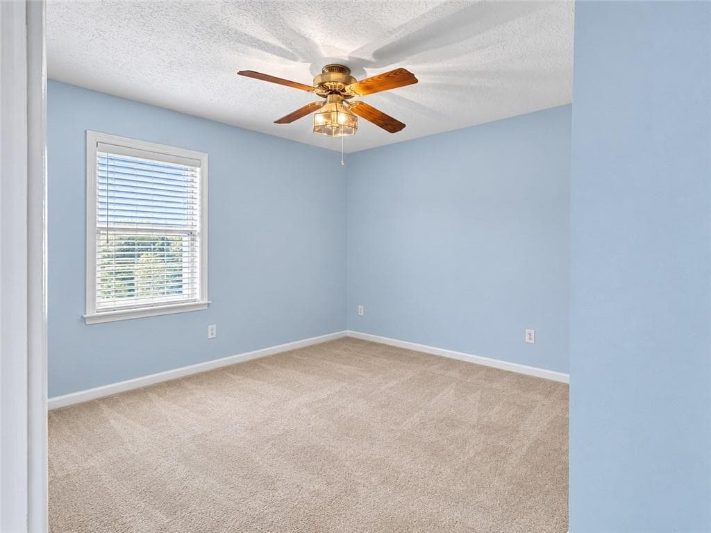 3 bedroom, 2 bathroom, 2,136 sq ft single family residence for sale at 611 Navarre Drive, Stone Mountain, GA 30087 — photo 10