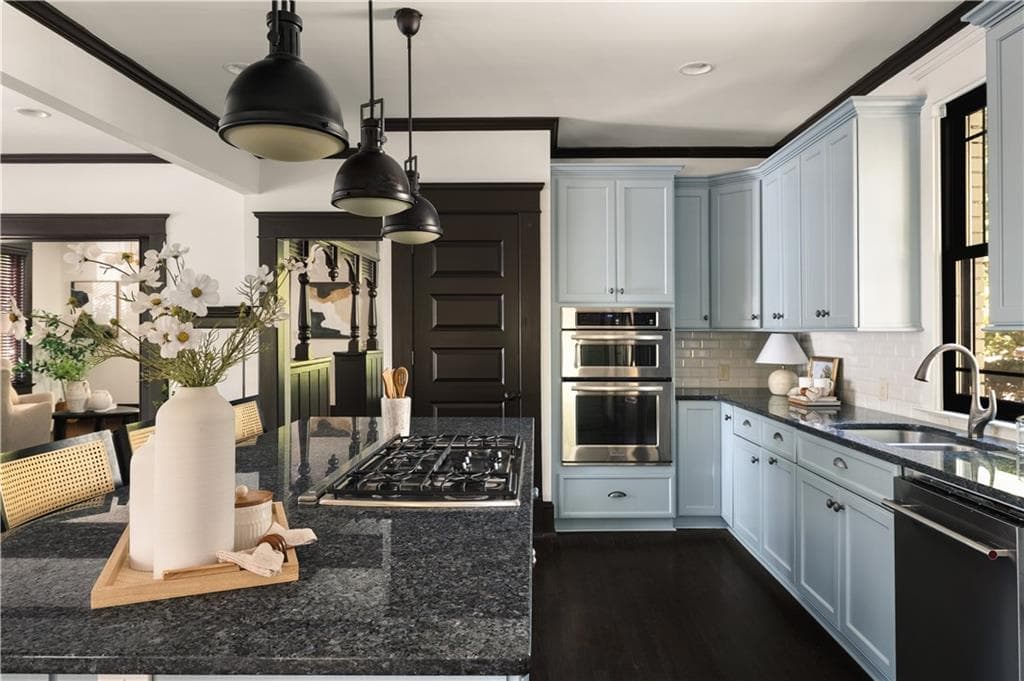 3 bedroom, 3 bathroom, 2,900 sq ft single family residence for sale at 867 Monroe Drive, Atlanta, GA 30308 — photo 8