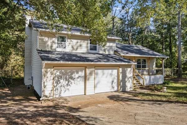 3 bedroom, 3 bathroom, 1,616 sq ft single family residence for sale at 208 Fairview Point, Ellenwood, GA 30294 — photo 2