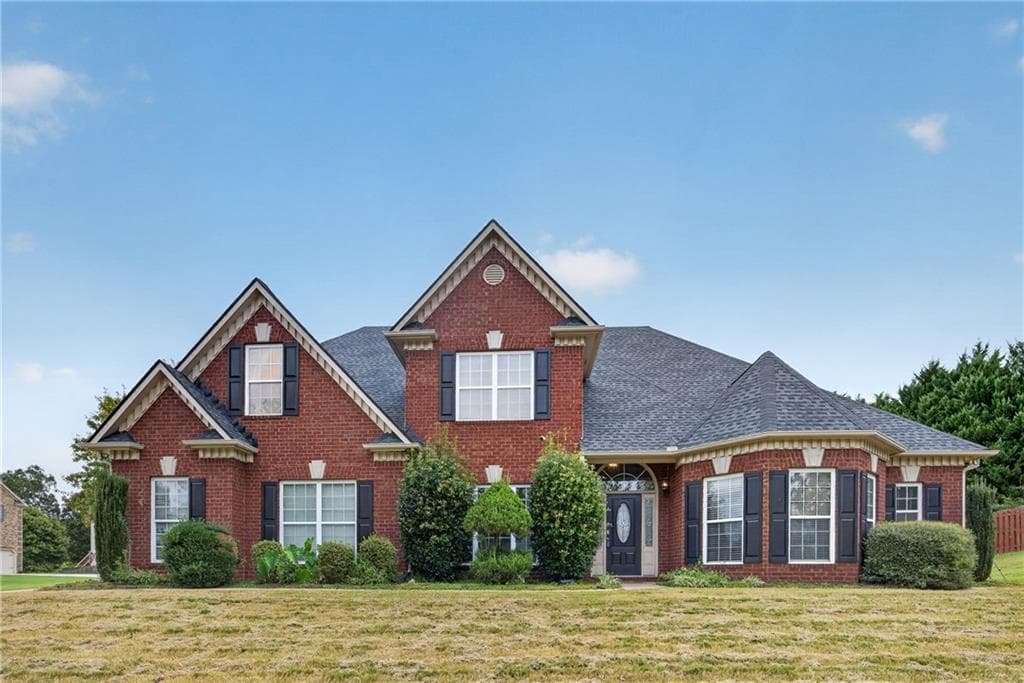 6 bedroom, 5 bathroom, 4,093 sq ft single family residence for sale at 8100 Powhattan Court, Mcdonough, GA 30252