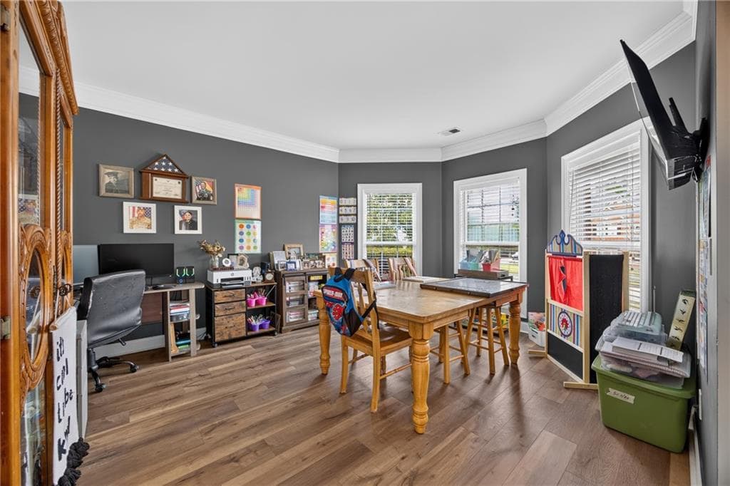 6 bedroom, 5 bathroom, 4,093 sq ft single family residence for sale at 8100 Powhattan Court, Mcdonough, GA 30252 — photo 5