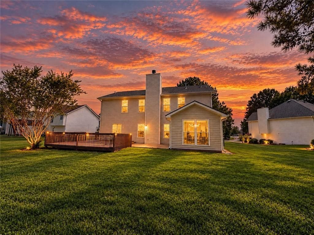 4 bedroom, 4 bathroom, 2,700 sq ft single family residence for sale at 1831 Green Oak Circle, Lawrenceville, GA 30043 — photo 7
