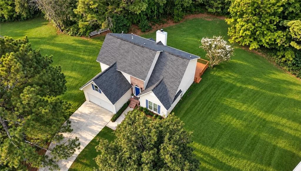 4 bedroom, 4 bathroom, 2,700 sq ft single family residence for sale at 1831 Green Oak Circle, Lawrenceville, GA 30043 — photo 9