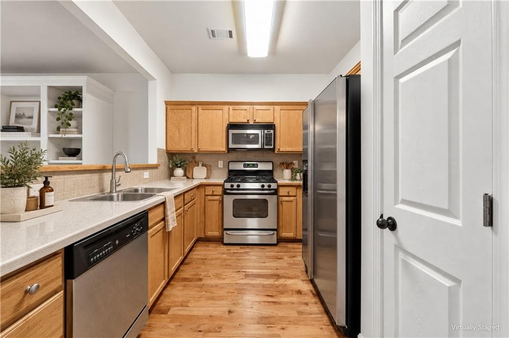 3 bedroom, 3 bathroom, 1,680 sq ft townhouse for rent at 1699 Southgate Mill Drive, Duluth, GA 30096 for $2,300 a month — photo 7