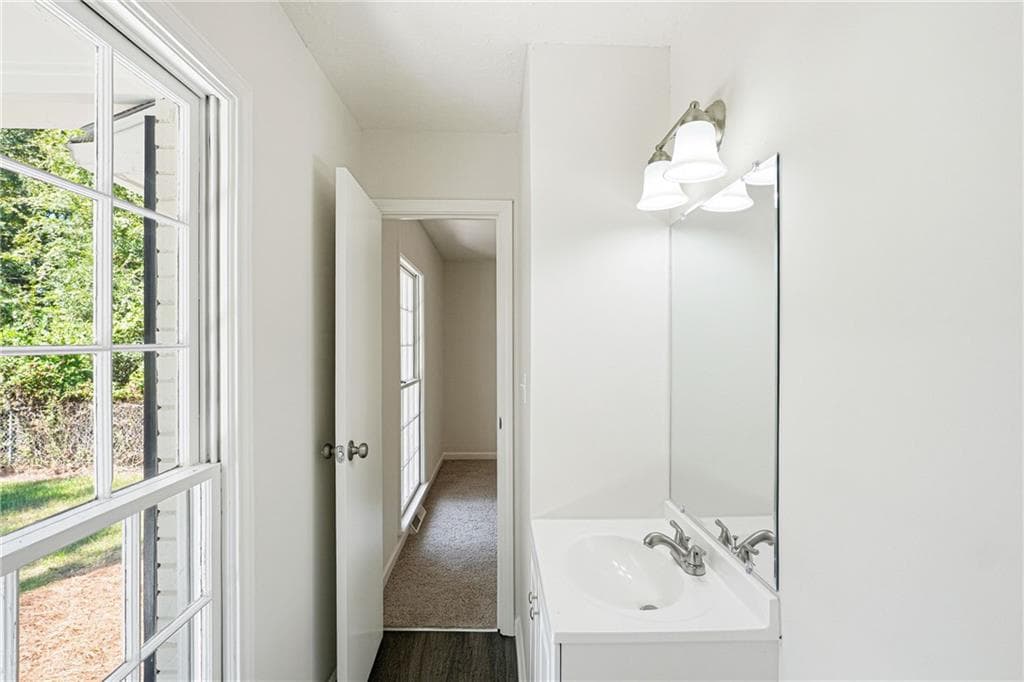 3 bedroom, 3 bathroom, 1,950 sq ft single family residence for sale at 30 Roberts Lane, Covington, GA 30014 — photo 10
