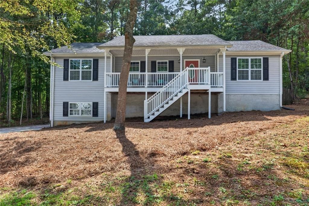 3 bedroom, 3 bathroom, 2,098 sq ft single family residence under contract at 459 Amy Boulevard, Temple, GA 30179 — photo 2