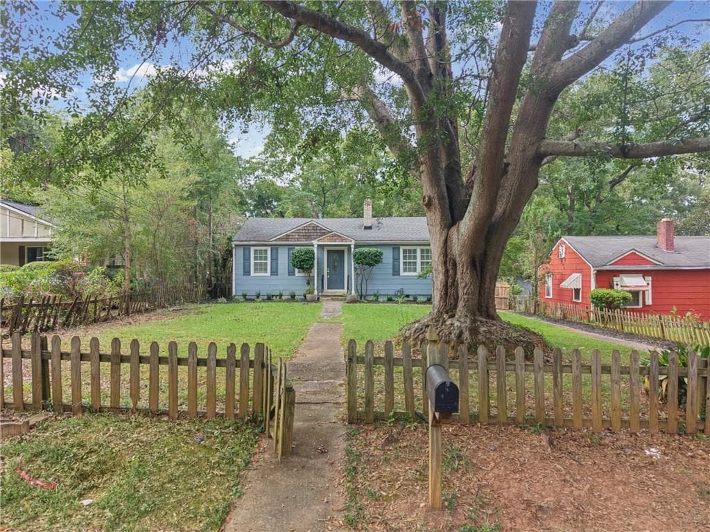3 bedroom, 2 bathroom, 1,424 sq ft single family residence for sale at 1726 Jobeth Avenue, Atlanta, GA 30316 — photo 2