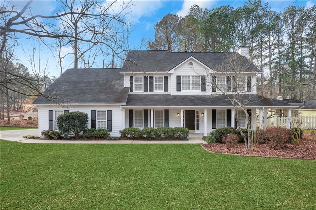 4 bedroom, 3 bathroom, 2,650 sq ft single family residence for rent at 2207 Heritage Trace View, Marietta, GA 30062 for $3,500 a month — photo 2