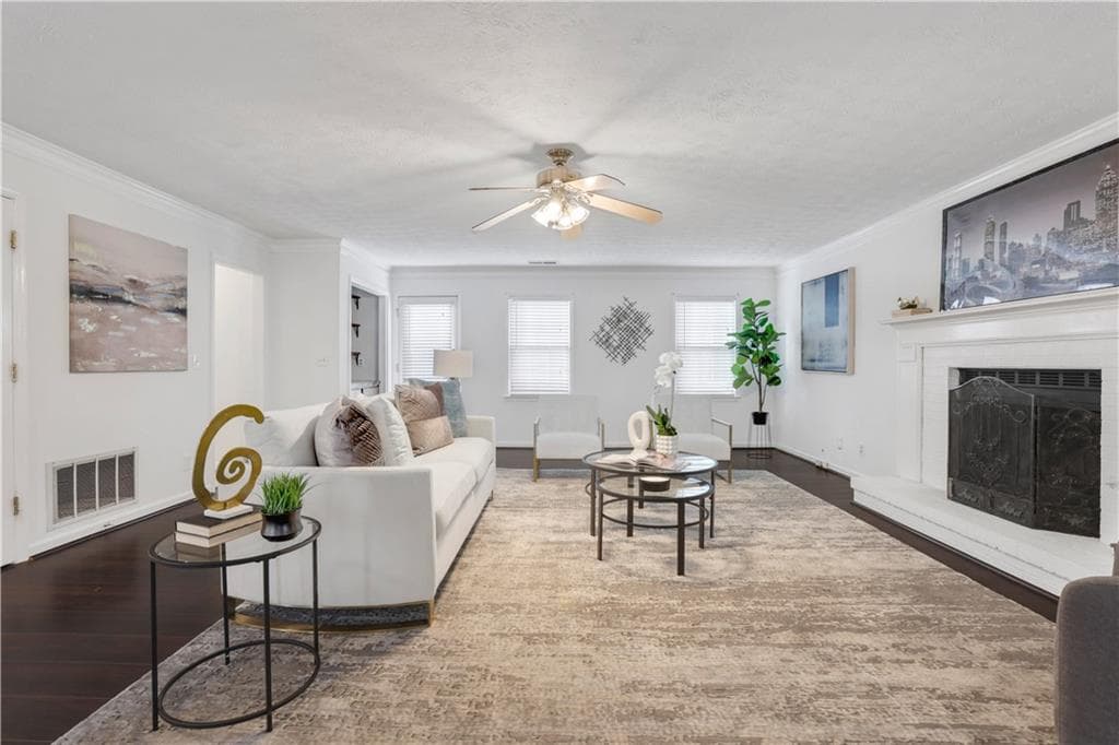 4 bedroom, 3 bathroom, 2,650 sq ft single family residence for rent at 2207 Heritage Trace View, Marietta, GA 30062 for $3,500 a month — photo 8