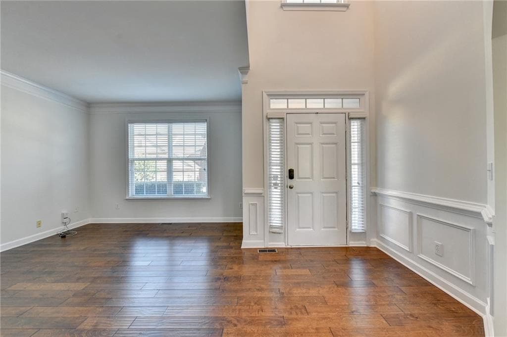 5 bedroom, 3 bathroom, 3,262 sq ft single family residence for sale at 1489 Belmont Hills Drive, Suwanee, GA 30024 — photo 2