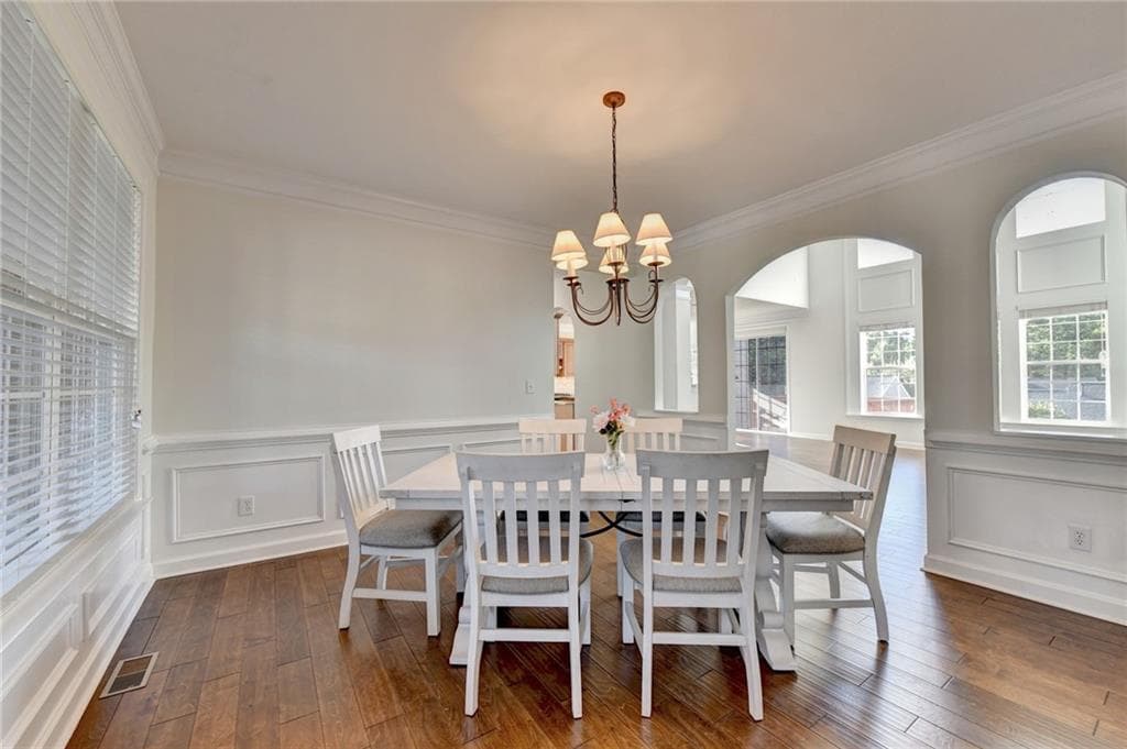 5 bedroom, 3 bathroom, 3,262 sq ft single family residence for sale at 1489 Belmont Hills Drive, Suwanee, GA 30024 — photo 6