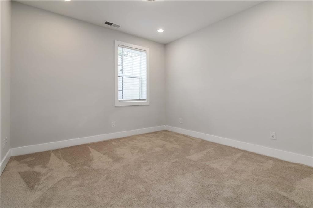 3 bedroom, 4 bathroom, 2,175 sq ft townhouse for sale at 2461 Sycamore Road, Atlanta, GA 30318 — photo 5