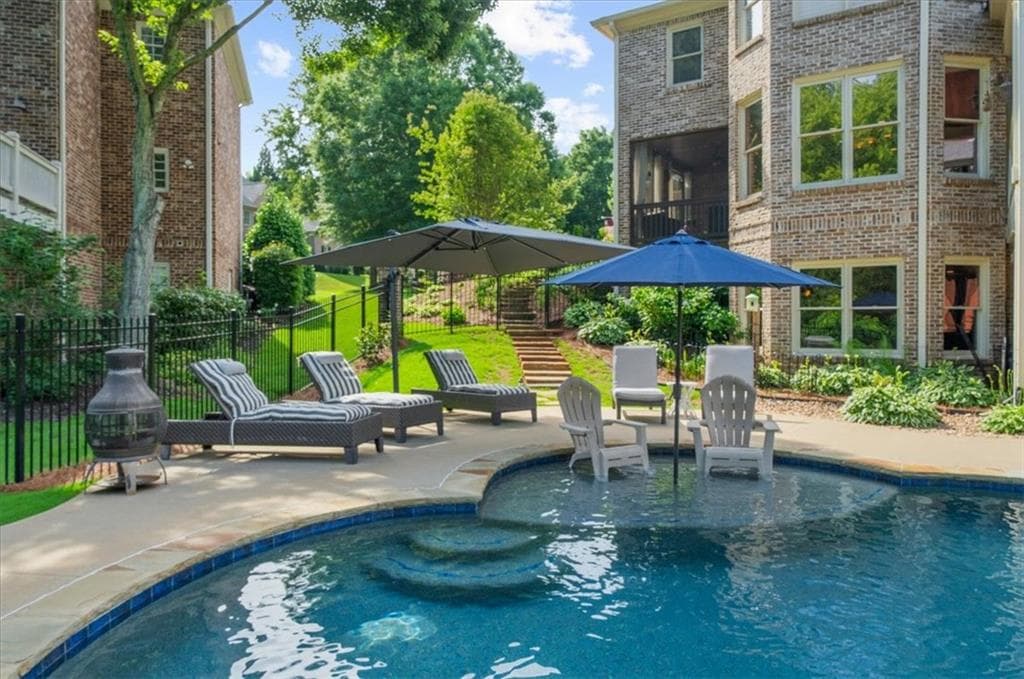 6 bedroom, 6 bathroom, 6,371 sq ft single family residence for sale at 7630 Stratton Pte, Suwanee, GA 30024