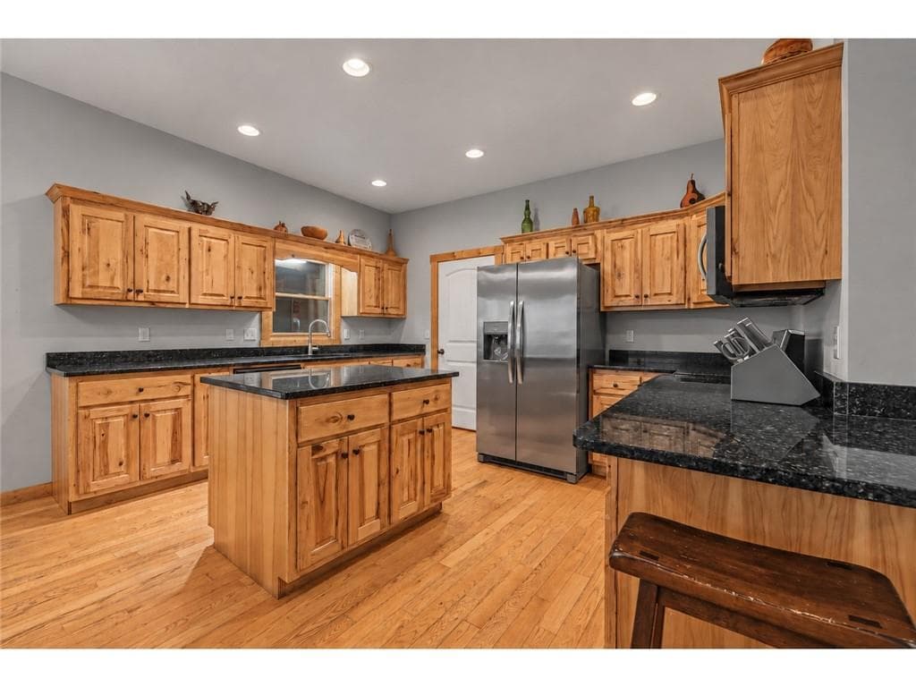 6 bedroom, 4 bathroom, 3,270 sq ft single family residence for sale at 416 Acadia Drive, Ellijay, GA 30540 — photo 5