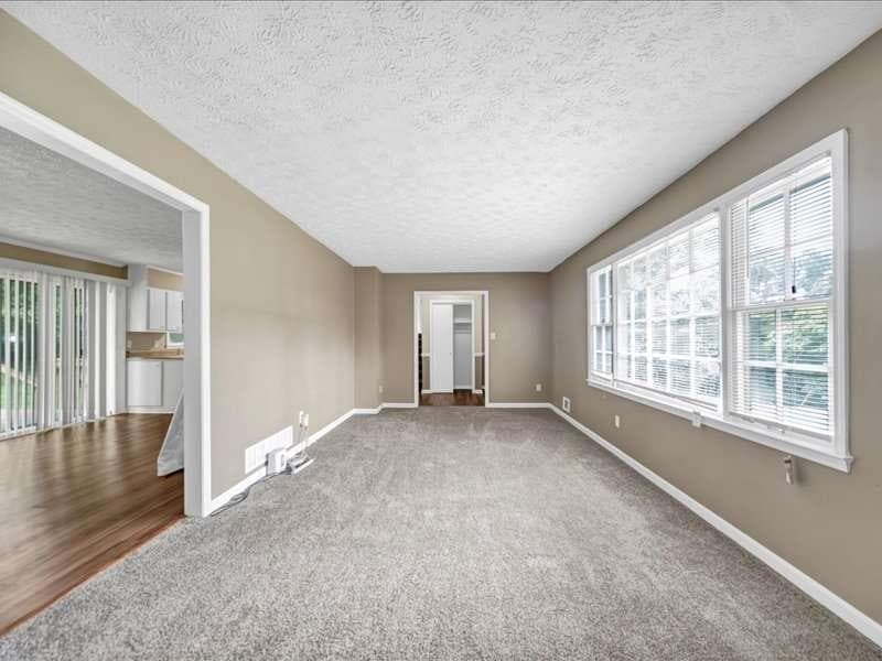 3 bedroom, 2 bathroom, 1,452 sq ft single family residence for sale at 2367 Lake Jodeco Road, Jonesboro, GA 30236 — photo 9
