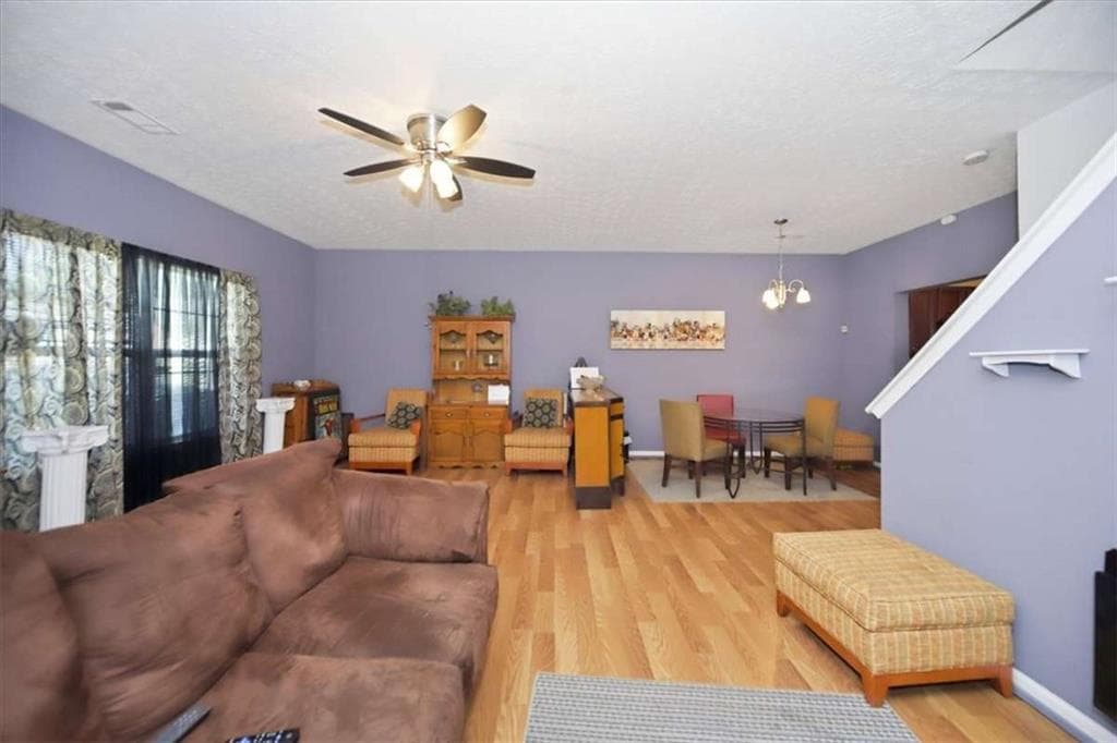 3 bedroom, 3 bathroom, 1,368 sq ft single family residence for sale at 6888 Mountain Circle, Riverdale, GA 30274 — photo 8