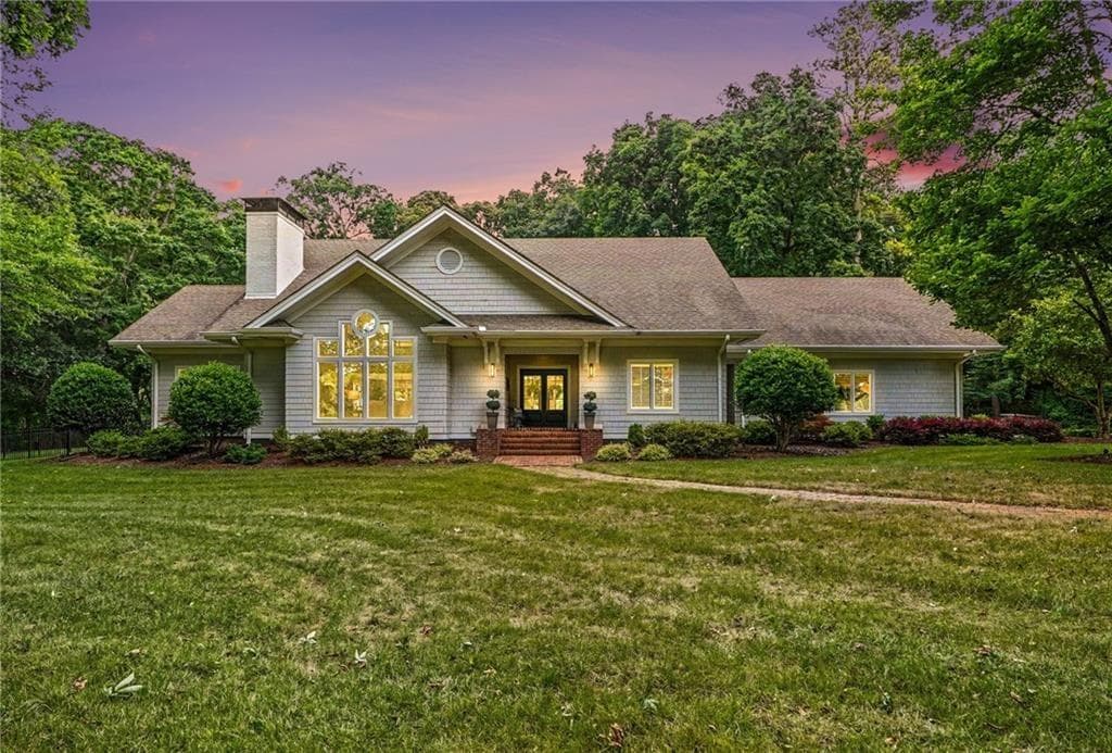 4 bedroom, 3 bathroom, 5,013 sq ft single family residence for sale at 351 Teamon Road, Griffin, GA 30223 — photo 3