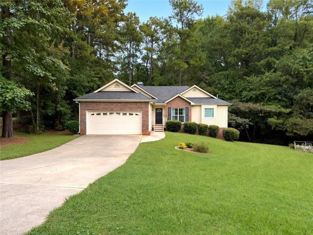 4 bedroom, 3 bathroom, 1,524 sq ft single family residence for sale at 112 Trestle Court, Stockbridge, GA 30281 — photo 5